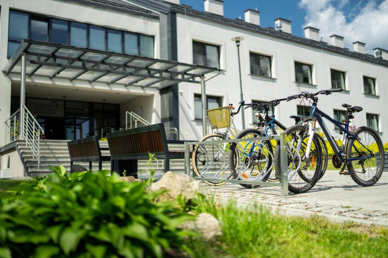 Centrum Rehabilitacji Społecznej i Zawodowej ZAZ Słoneczne Wzgórze Tarnów Exterior foto